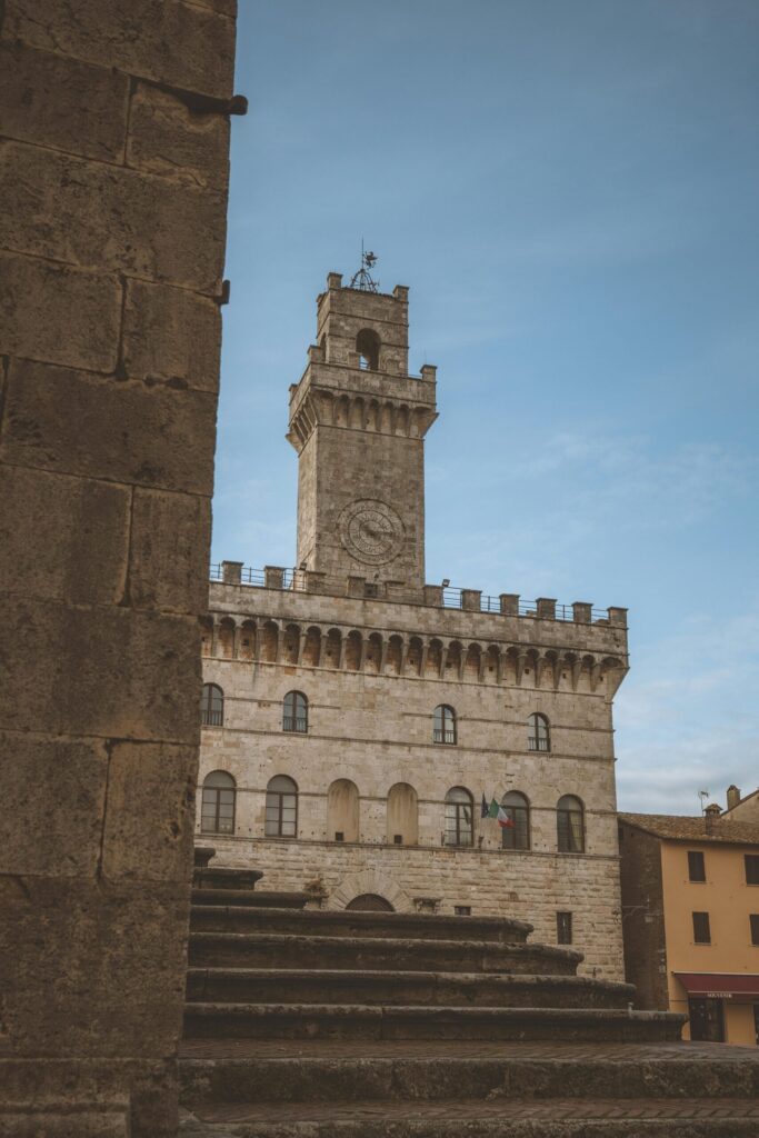 Terrace café in Pienza with panoramic Tuscan countryside view near Villa Montelandi