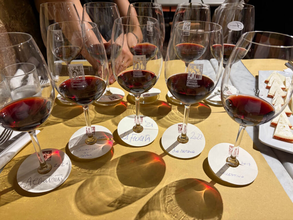 wine supertuscan Brunello di montalcino chianti Bolgheri tasting Vino Nobile di Montepulciano Orcia DOC IGT enoteca di fortezza
