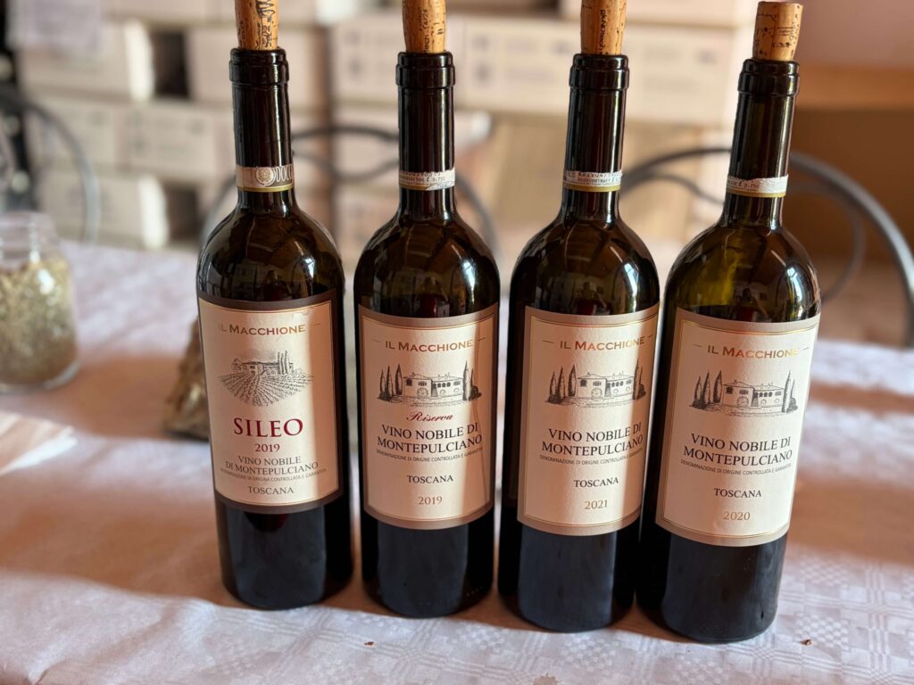 wine supertuscan Brunello di montalcino chianti Bolgheri tasting Vino Nobile di Montepulciano Orcia DOC IGT